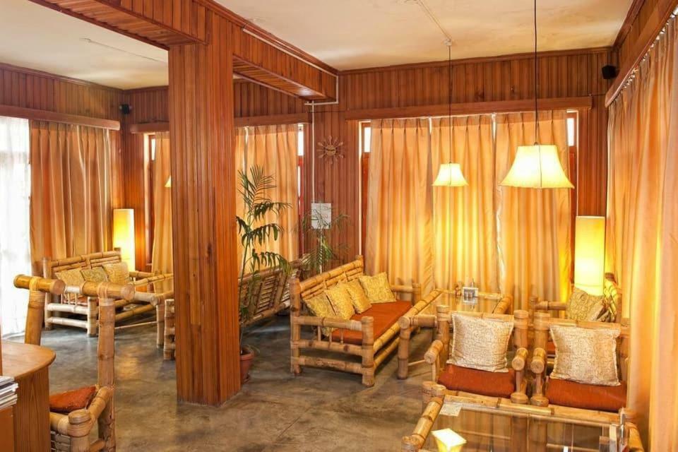 Drifter'S Inn & Cafe Manāli Exteriör bild