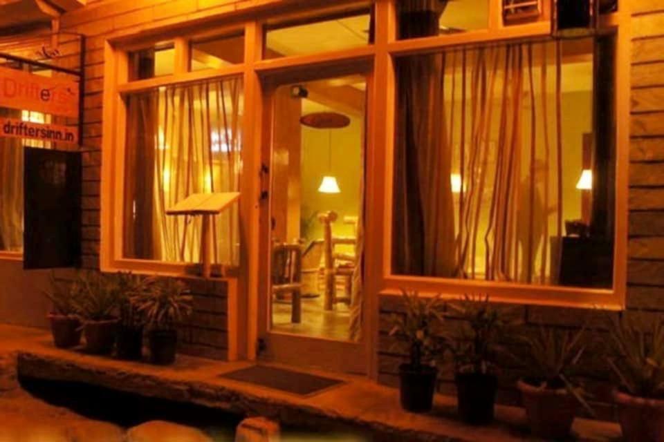Drifter'S Inn & Cafe Manāli Exteriör bild